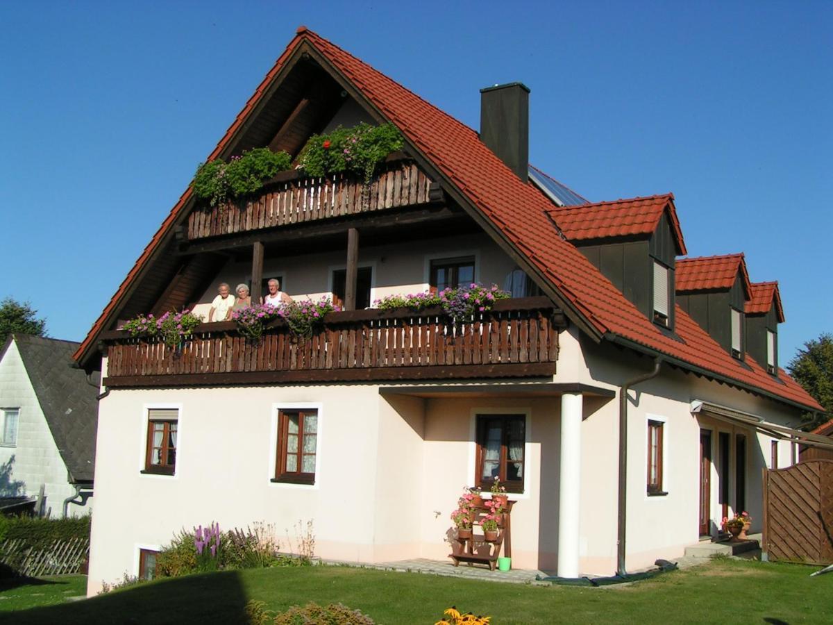Gaestehaus Gertraud 纽奥本卢斯 外观 照片